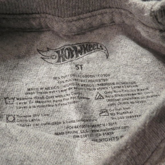 Hot Wheels "I do my own stunts" T-Shirt - EUC - Picture 3 of 3